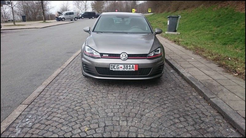 VW_Golf_GTI_3.jpg