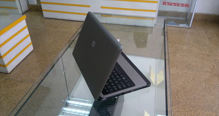 can-ban-gap-hp-430-core-i3gias-sinh-vien