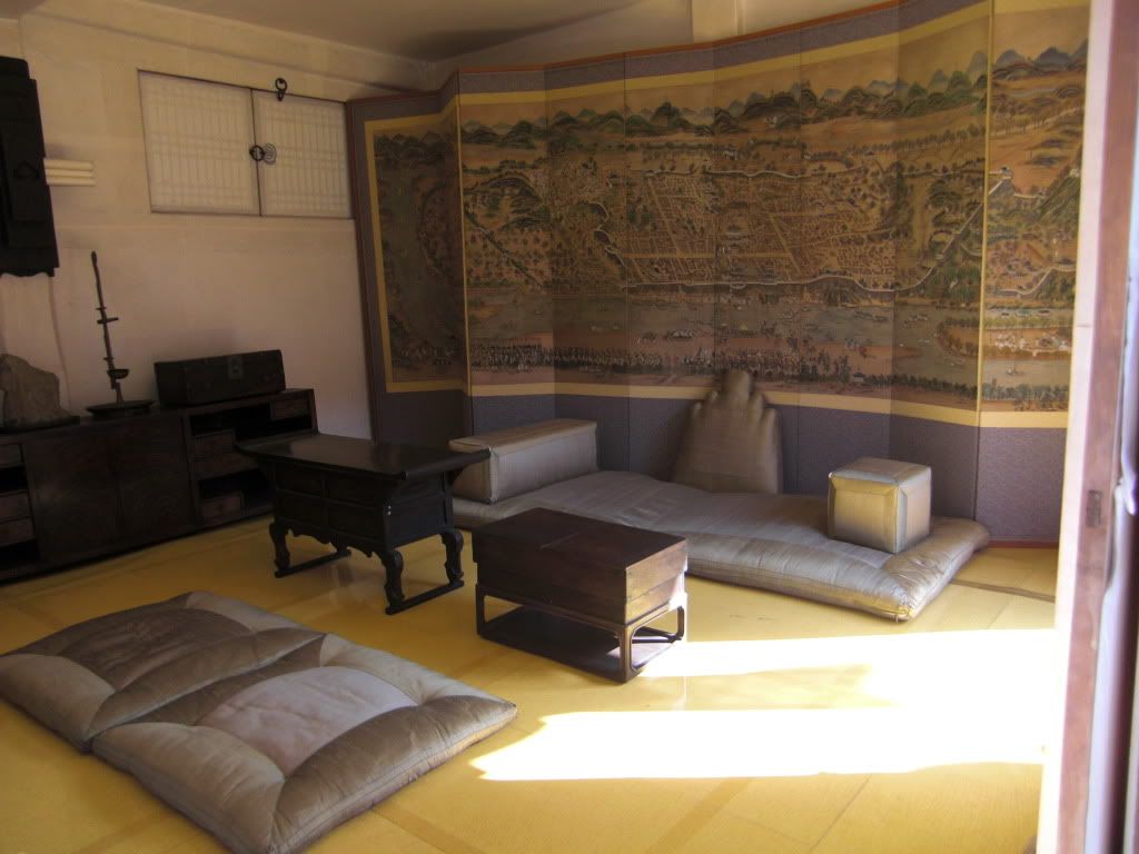 ancient royal room innerview