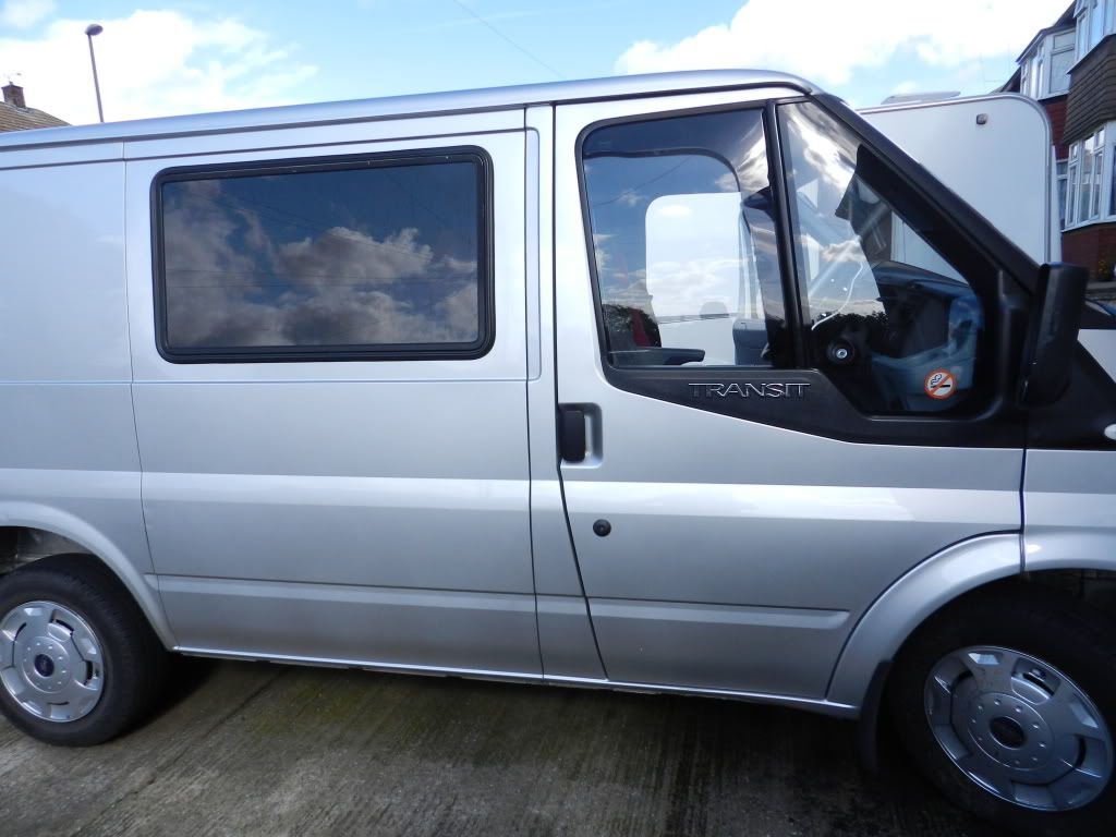 fordtransitvan005.jpg