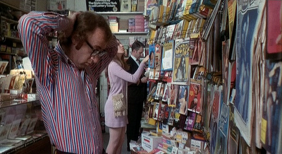What magazine does Fielding Mellish discreetly attempt to purchase at the newsstand in BANANAS? Image