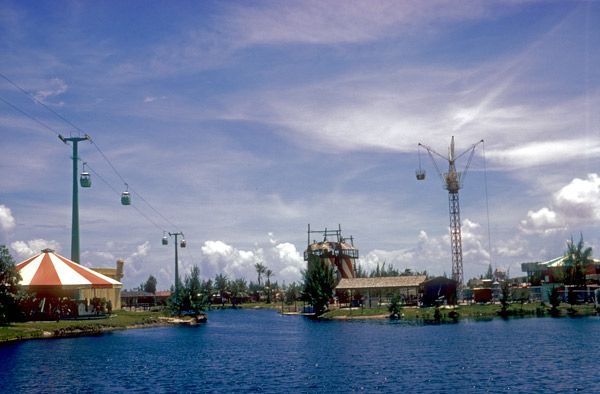 PIRATES WORLD - DANIA Image