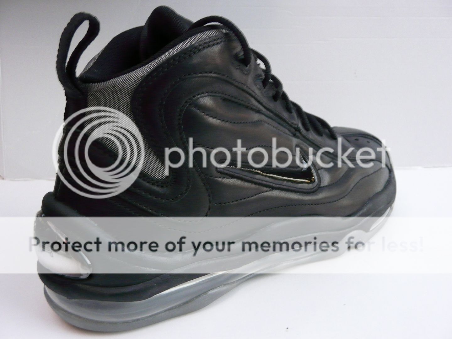 popular basketball shoes from the late 90s, the Air Total Max Uptempo 